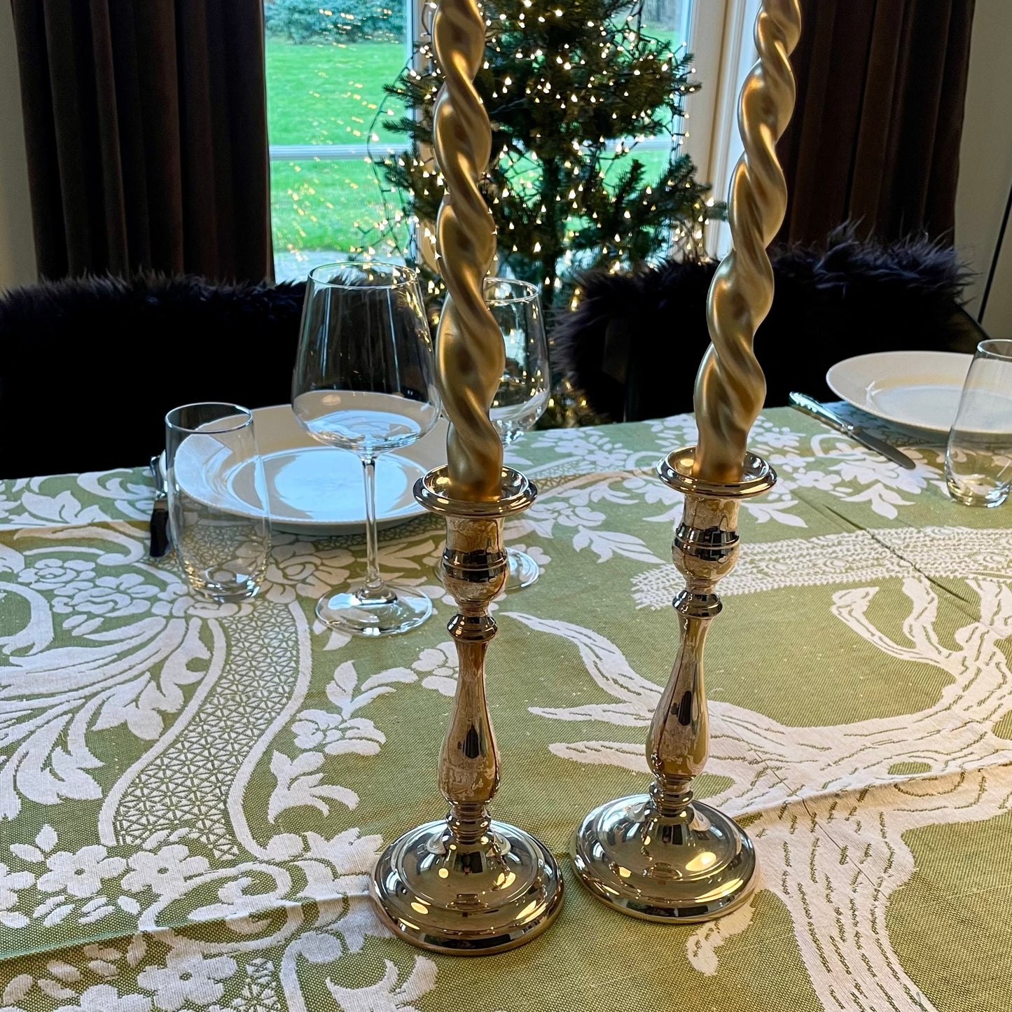 Tablecloth, in pistachio green, damask weave in organic cotton