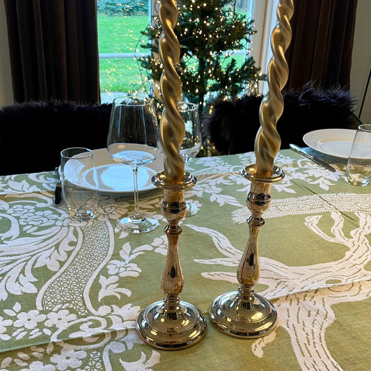 Tablecloth, in pistachio green, damask weave in organic cotton