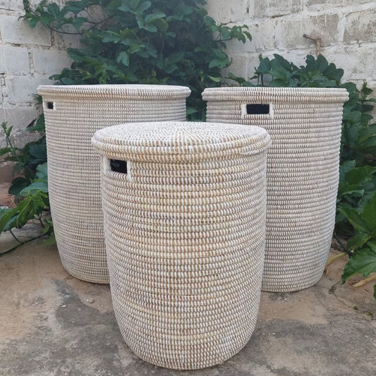 Kurv / kurvebord, cylinderformet, hvid fra Senegal