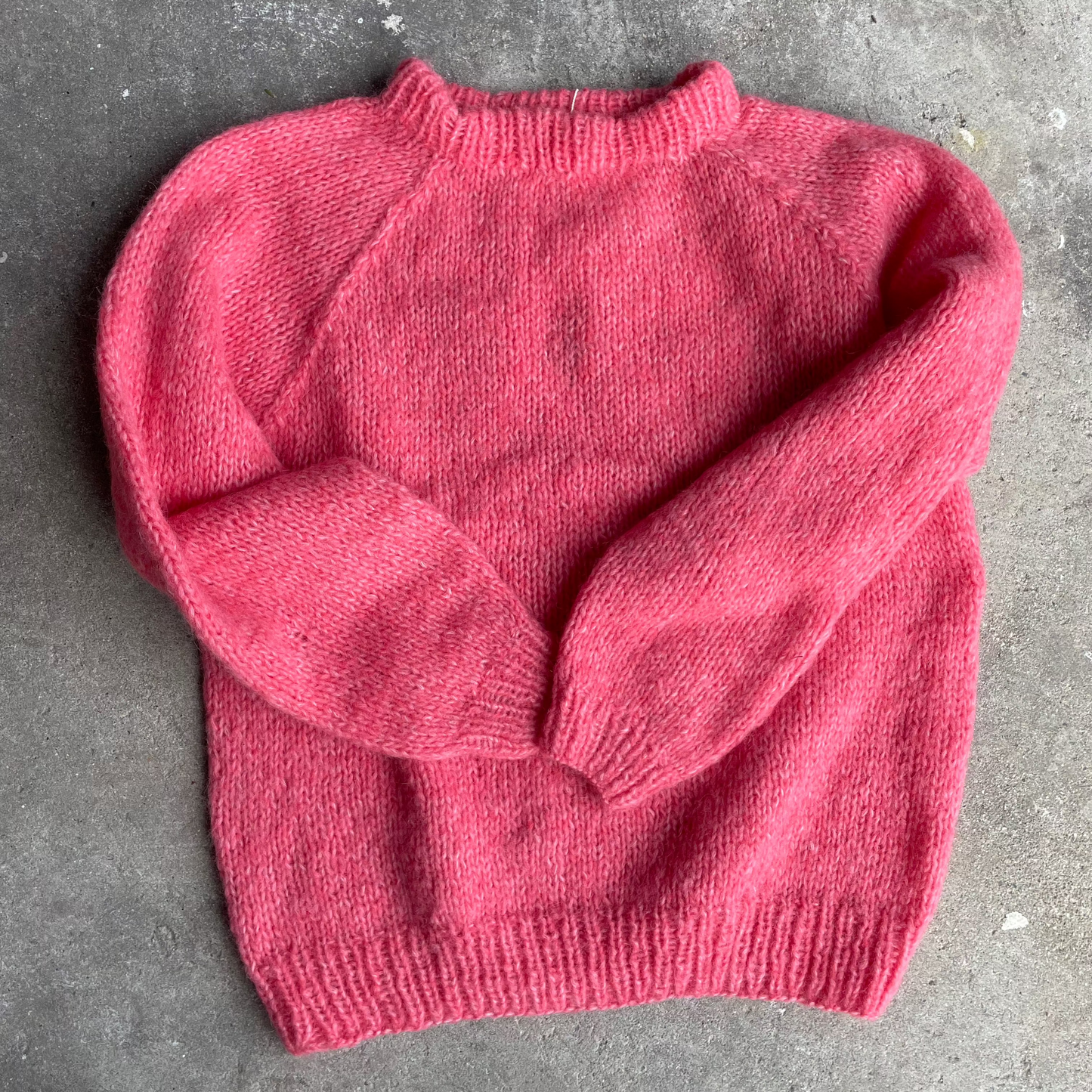Coffee Beanies, Alpaca wool sweater, pale coral, Burundi