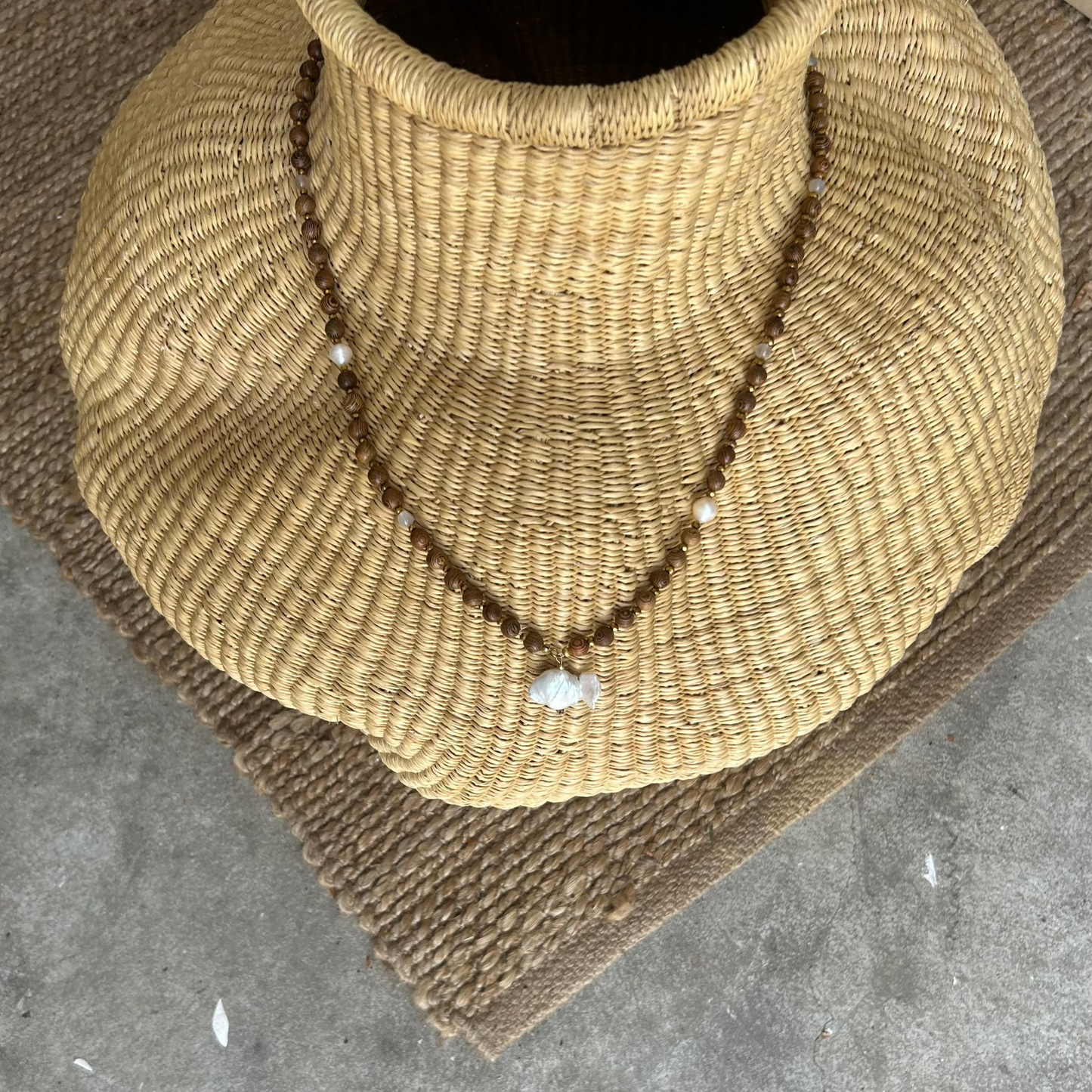 Mala pearl necklace, crystal pearls, freshwater pearls and wooden pearls