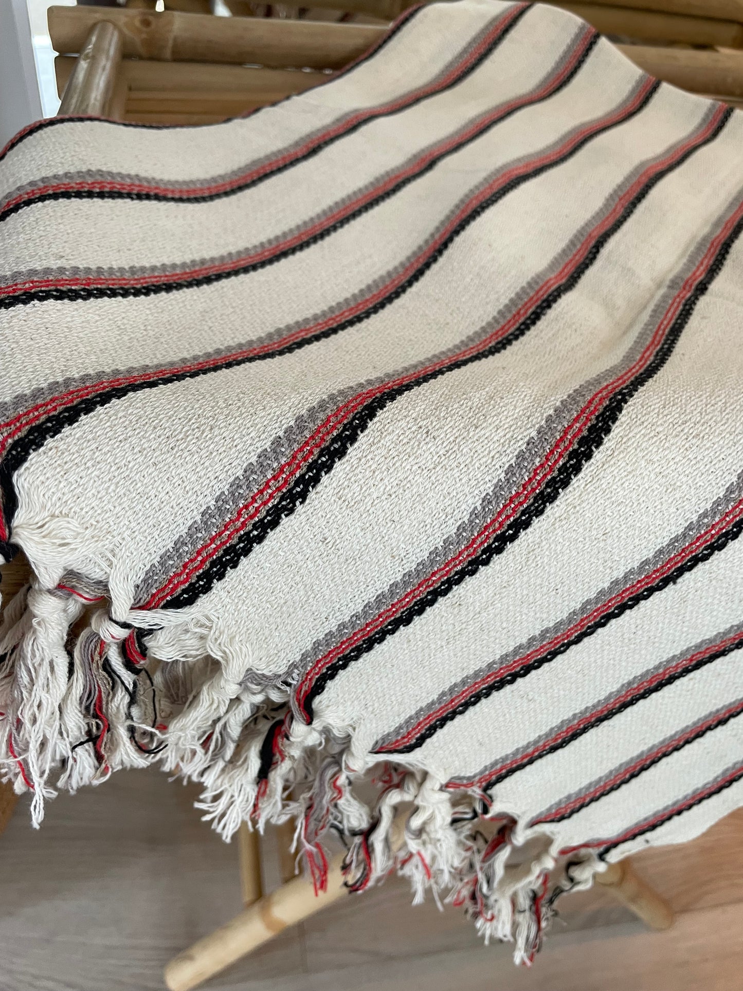 Hamam woven towels in 100% locally harvested cotton. Fair Trade from Syria