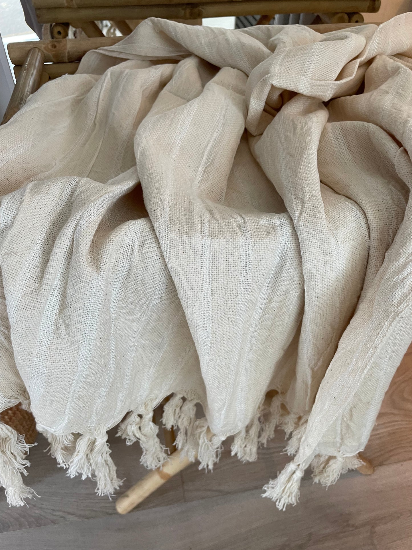 Hamam woven towels in 100% locally harvested cotton. Fair Trade from Syria