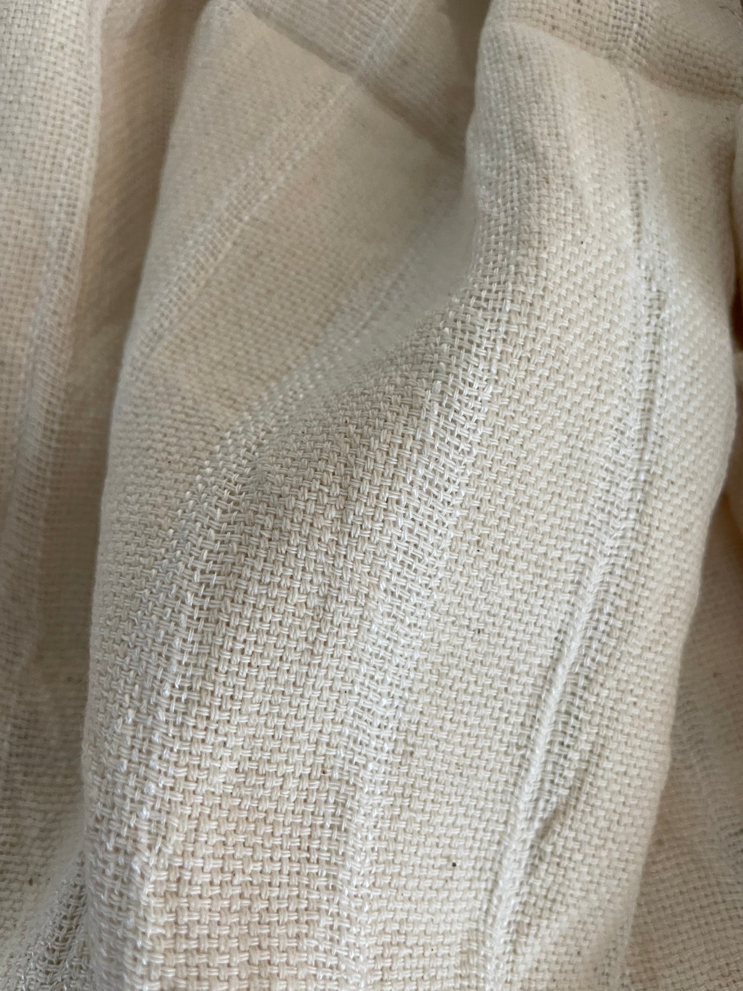 Hamam woven towels in 100% locally harvested cotton. Fair Trade from Syria