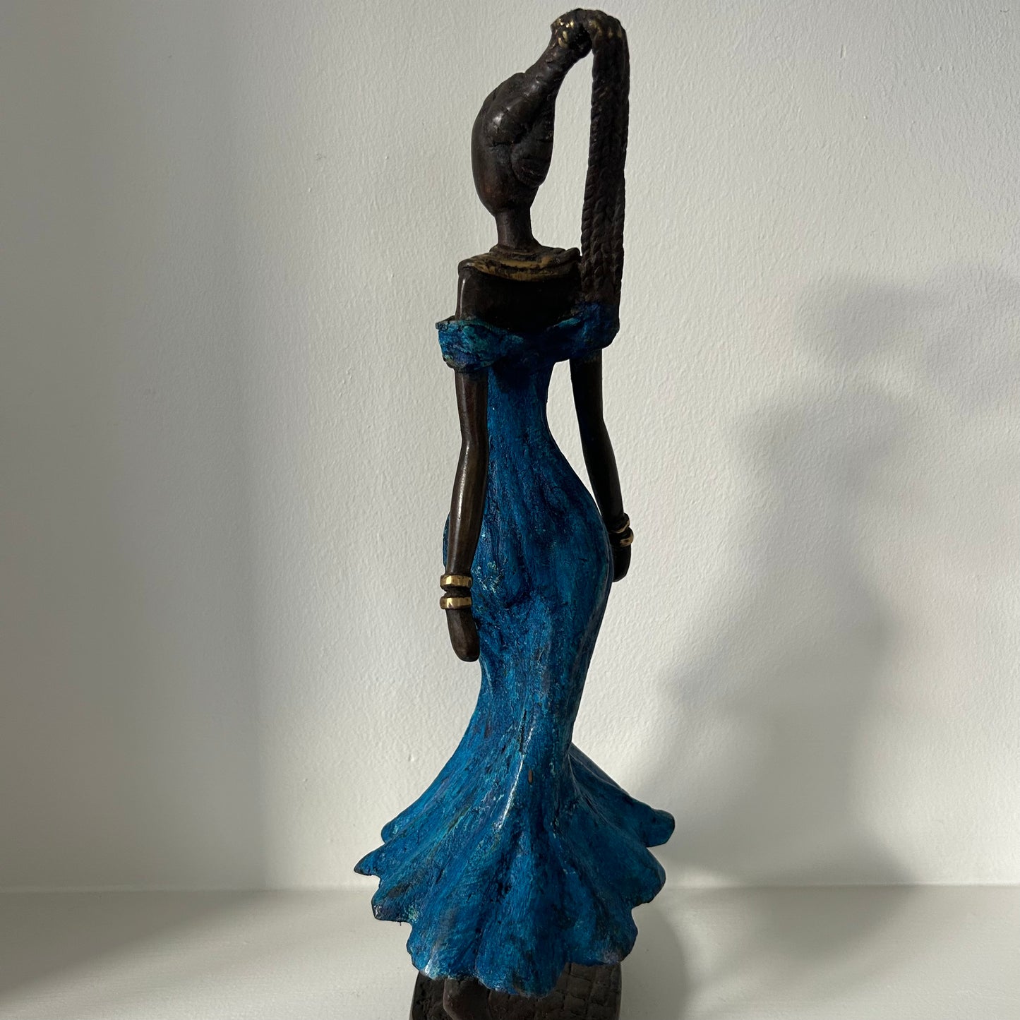 Brass art, 'Power Woman' in blue & long hair, 35-37 cm, Fair Trade, Burkina Faso