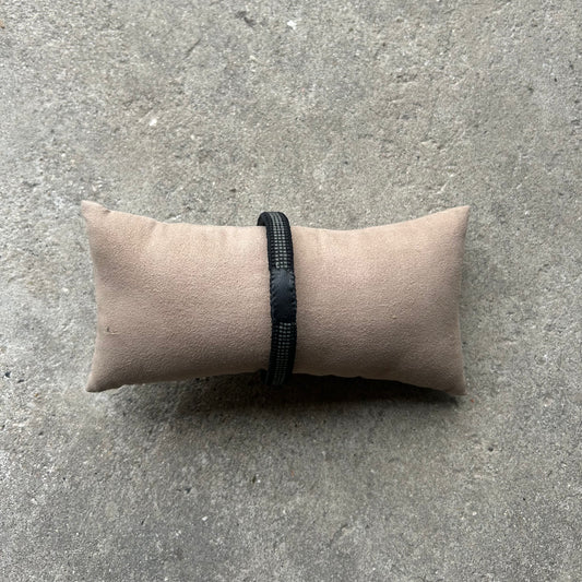 Bracelet for men, leather & black/gray beads