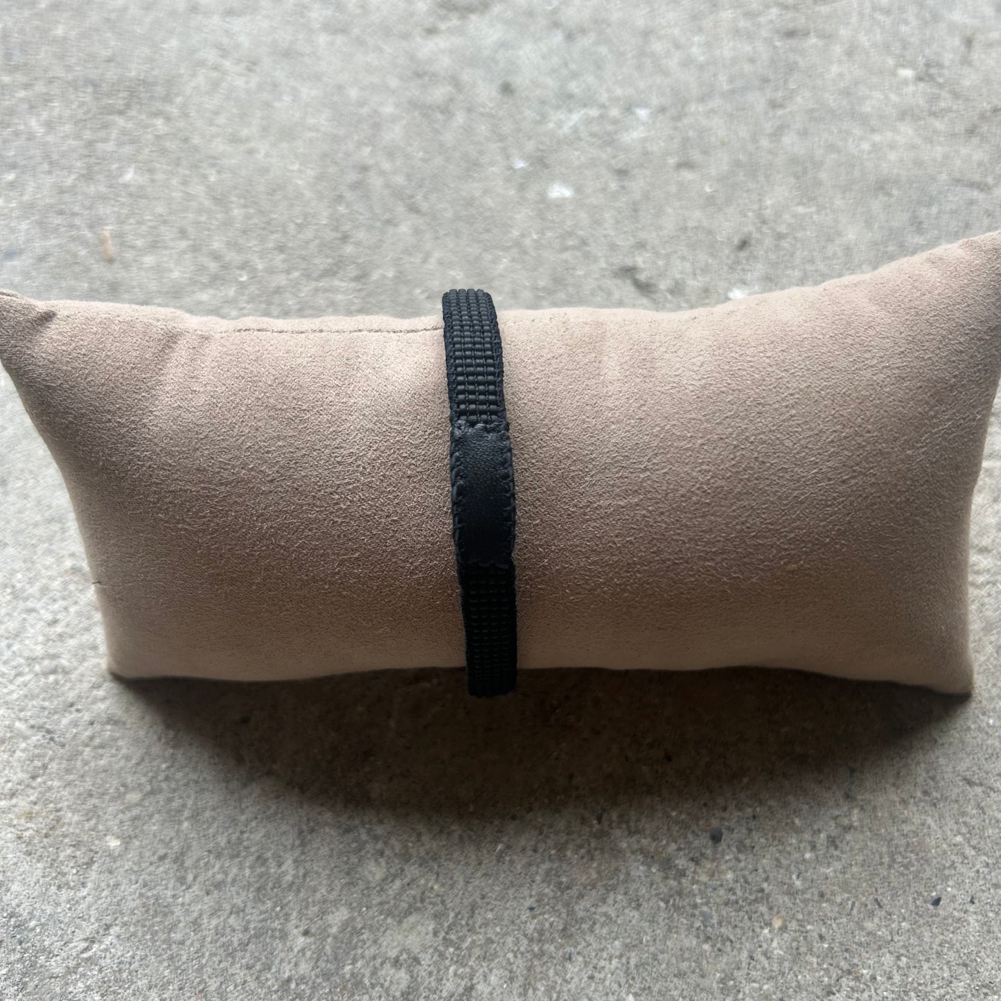 Men's bracelet, leather & black beads