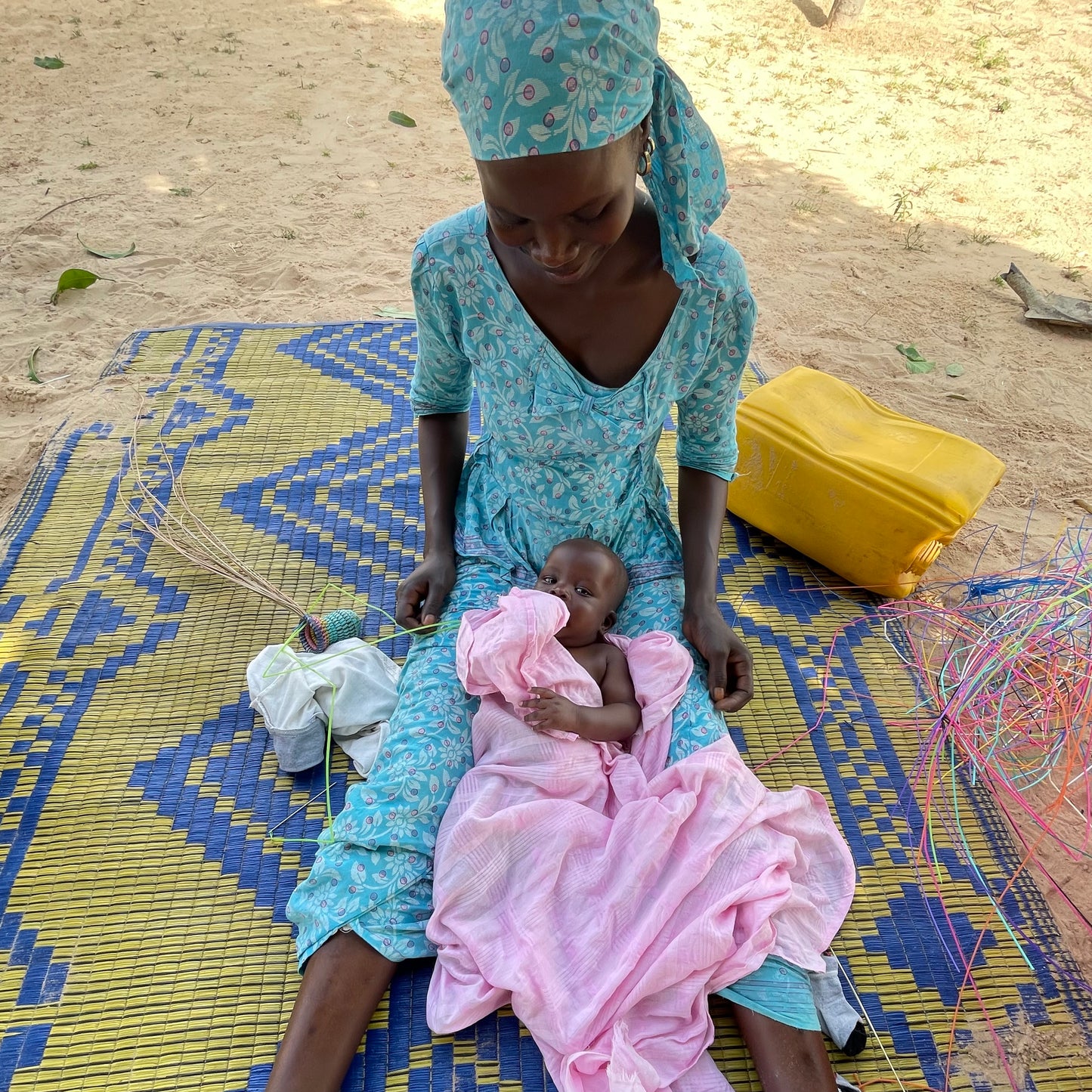 Laundry basket hand-woven elephant grass and recycled plastic with Senegal lid. Turquoise. Four sizes. Fair Trade