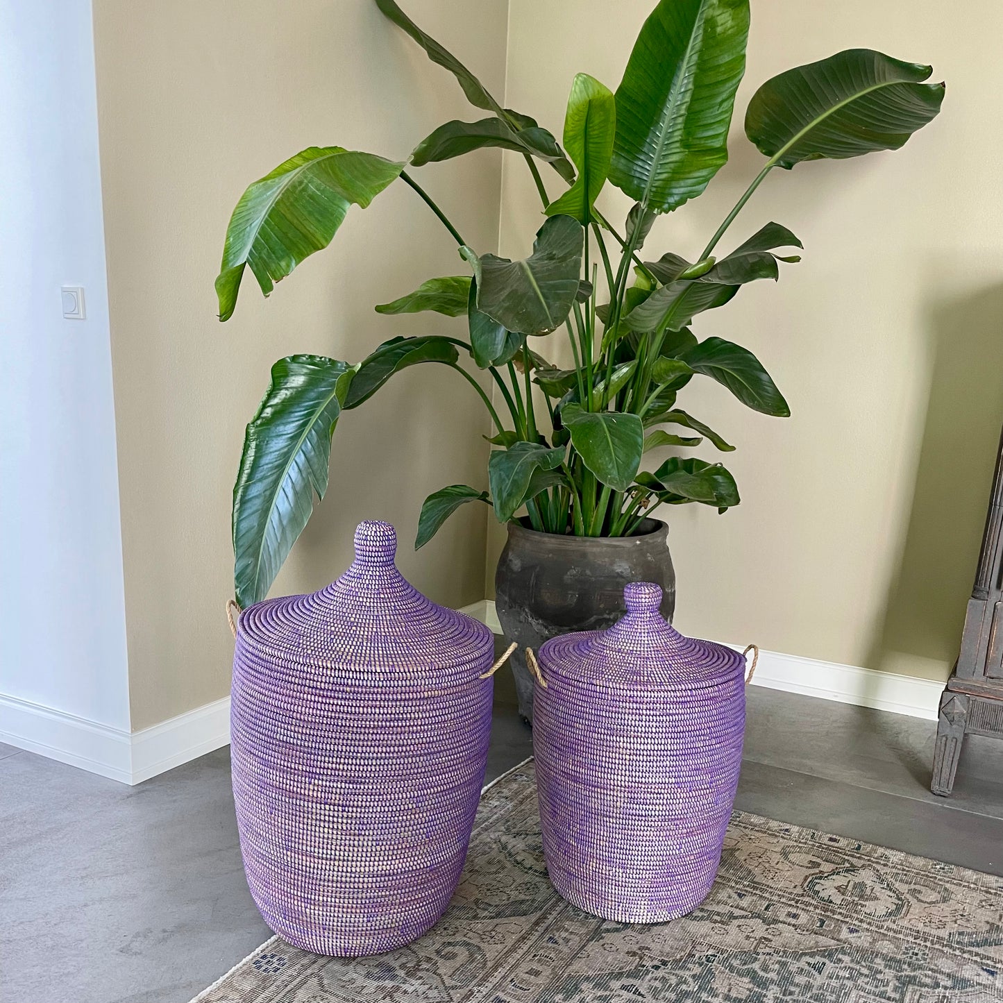 Lilla vasketøjskurv, håndflettet med Senegal-låg. Fair Trade