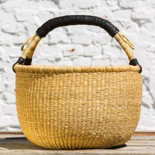 Bolga basket. Three sizes. Nature with black leather handle. Fair Trade, Ghana