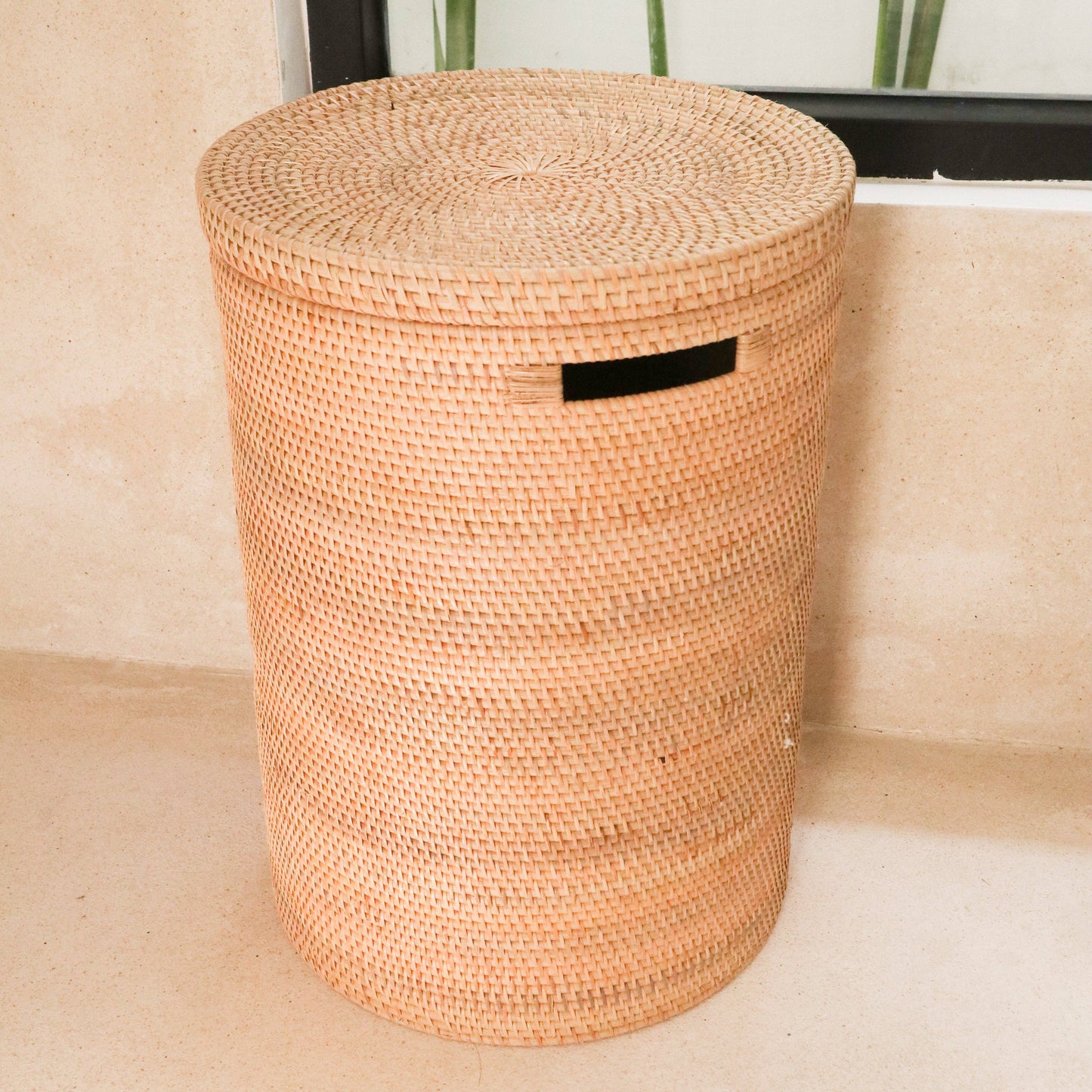 Laundry basket with lid, medium