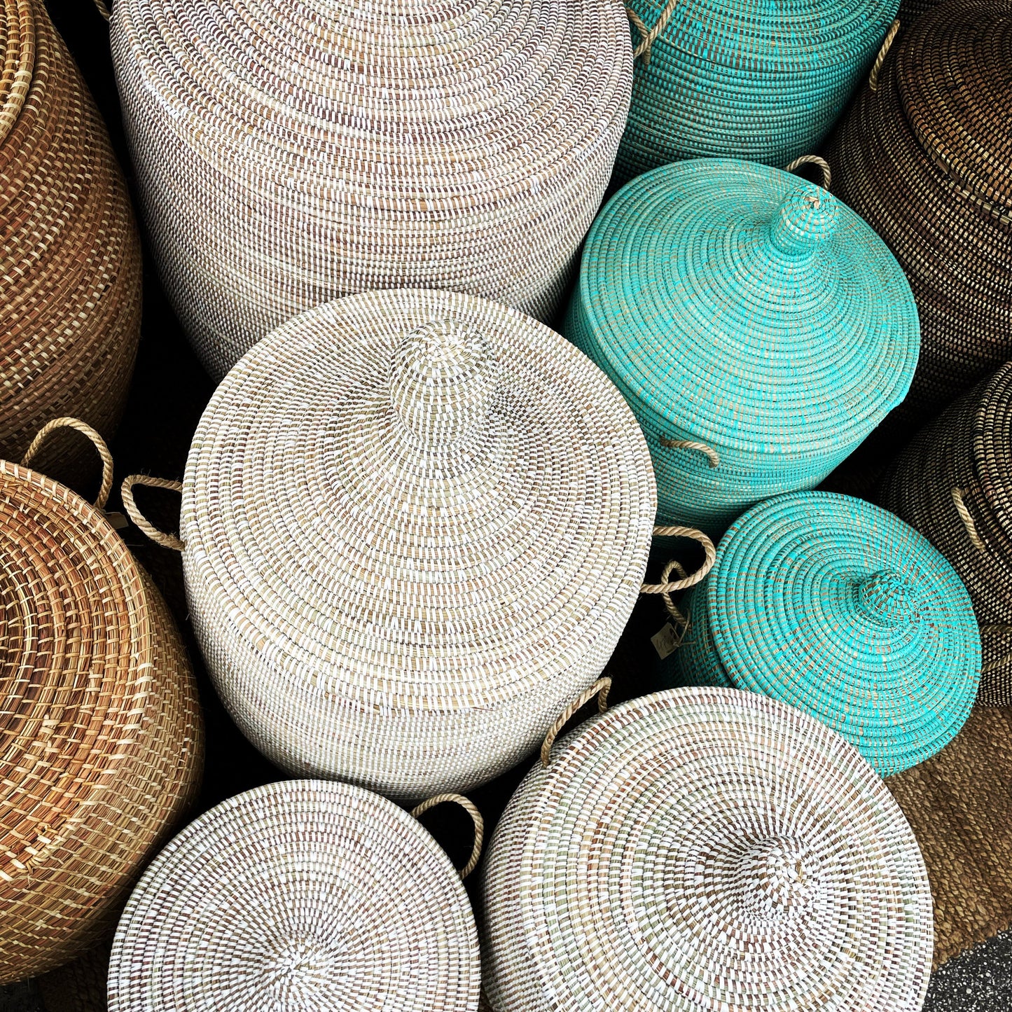 Laundry basket hand-woven elephant grass and recycled plastic with Senegal lid. Turquoise. Four sizes. Fair Trade