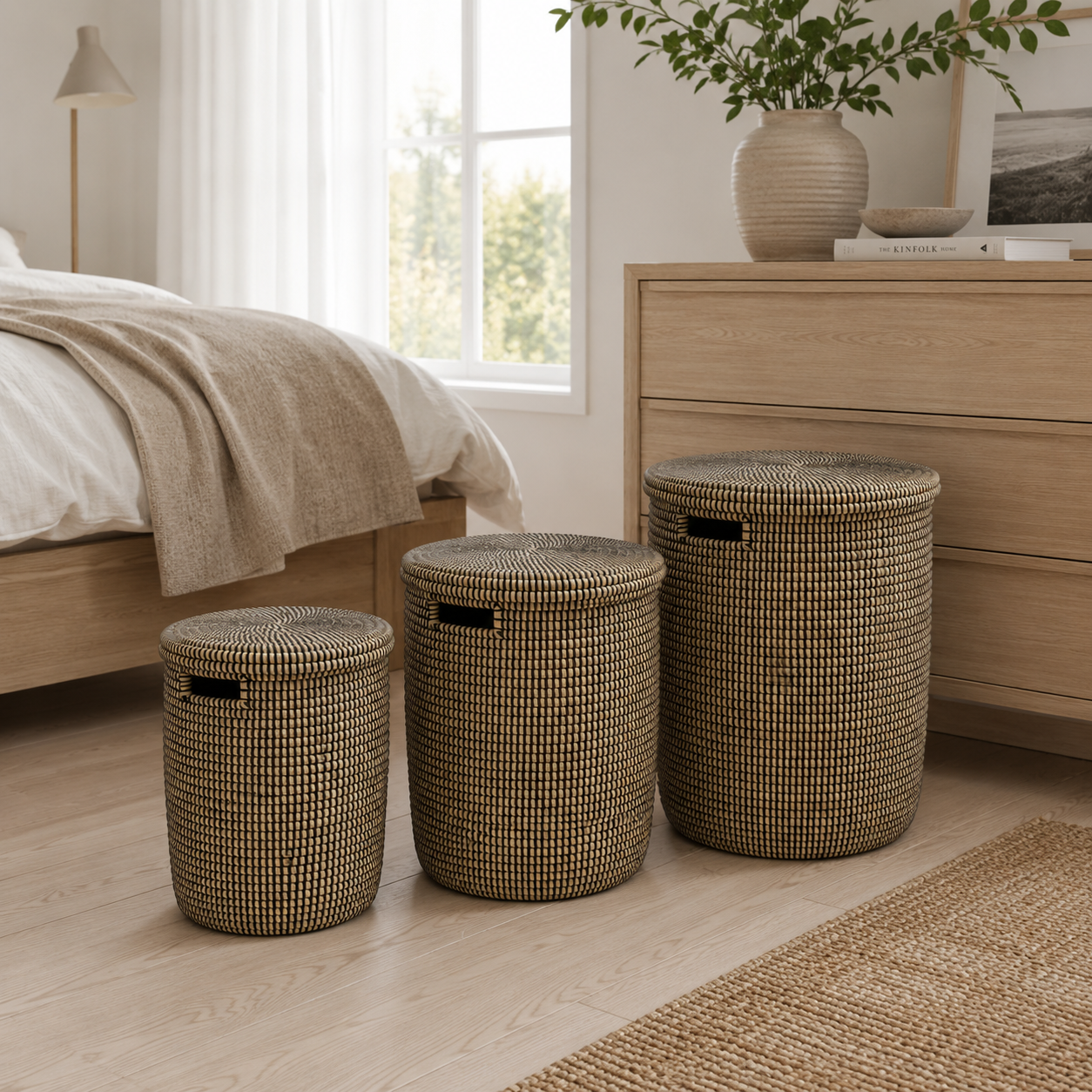 Basket / wicker table, cylindrical, white from Senegal