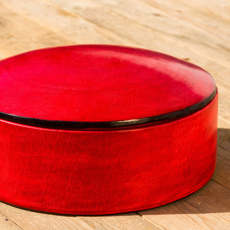 Skindæske i rød, to størrelser. Fair Trade fra Burkina Faso