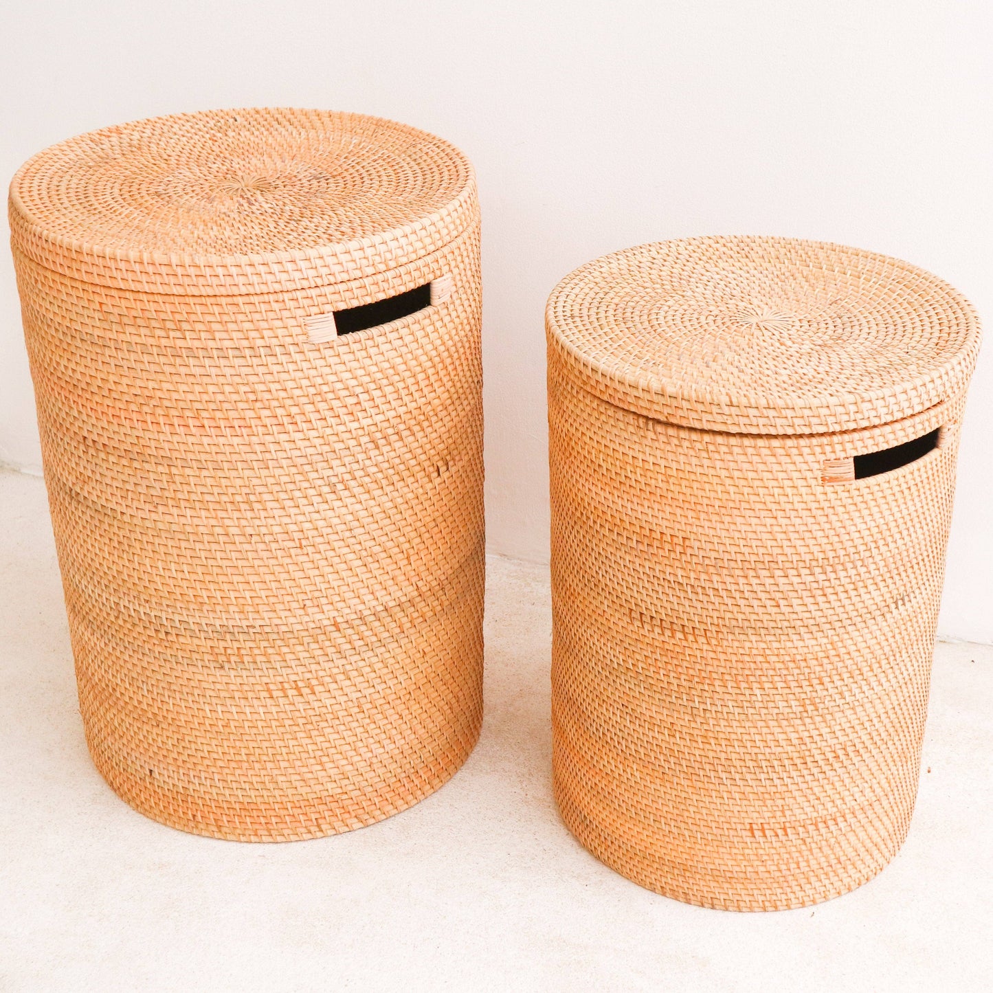 Laundry basket with lid, medium