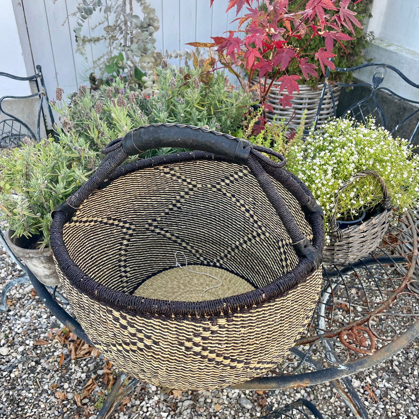 Bolga basket, traditional pattern (black/natural). Fair Trade, Ghana