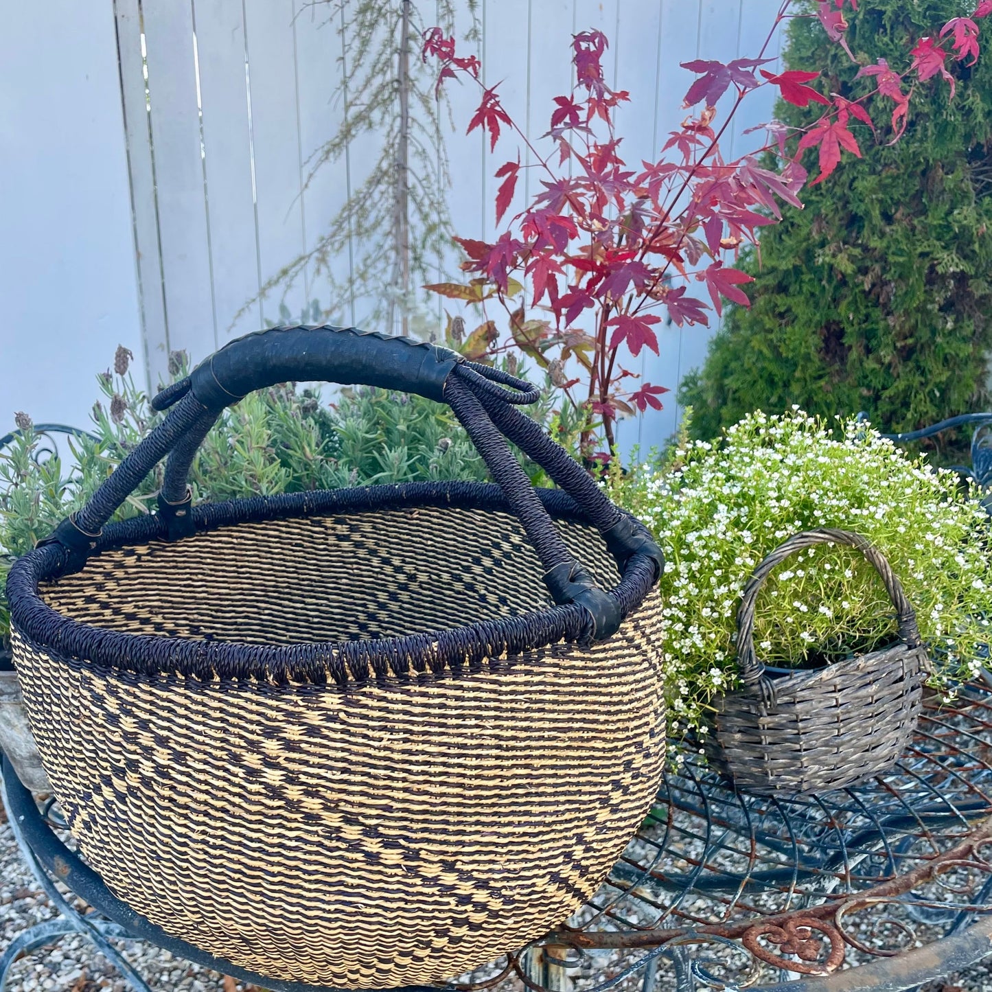 Bolga basket, traditional pattern (black/natural). Fair Trade, Ghana