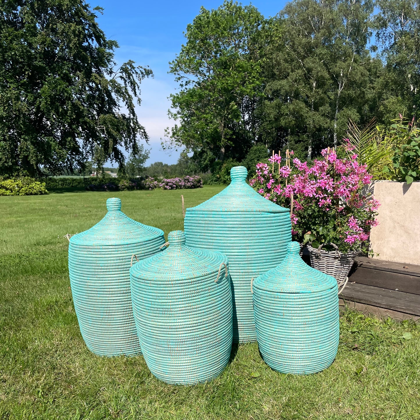 Laundry basket hand-woven elephant grass and recycled plastic with Senegal lid. Turquoise. Four sizes. Fair Trade