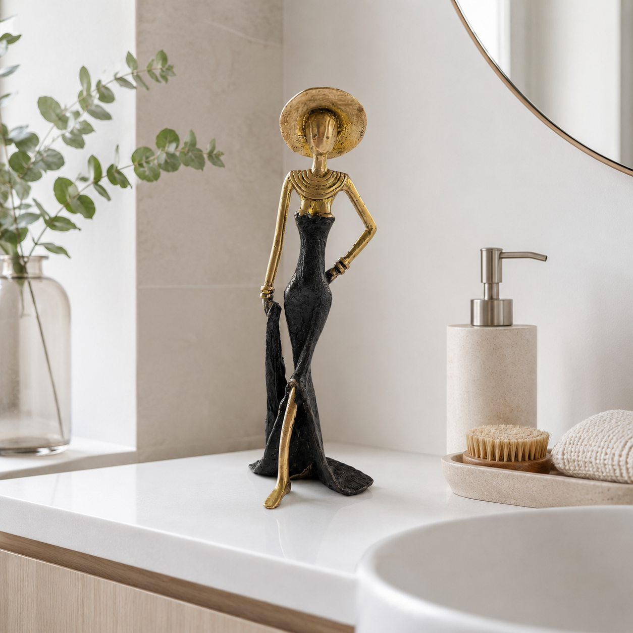 Woman with hat – bronze sculpture by the Burkinabe artist Soré, blue dress, size 16 cm