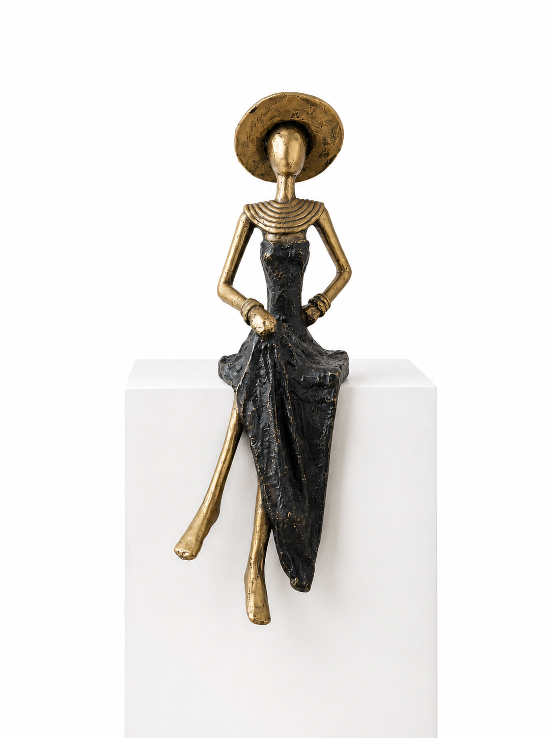 Reading Woman with Water – bronze sculpture, black dress, size 25 cm