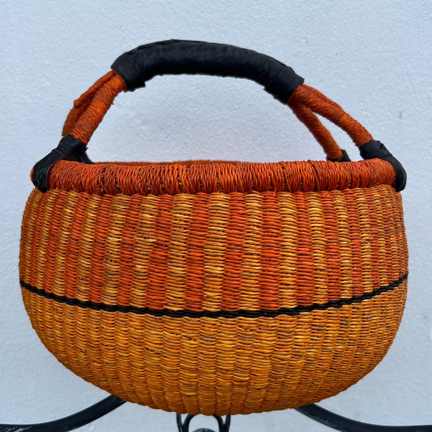 Bolga basket, three sizes. Handwoven in sea grass. Nature and black. Fair Trade and from Ghana