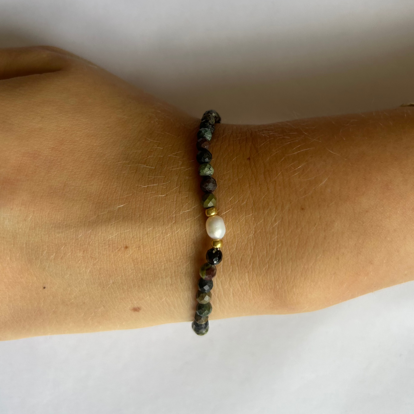 Bracelet, Faceted Agates &amp; Freshwater Pearl