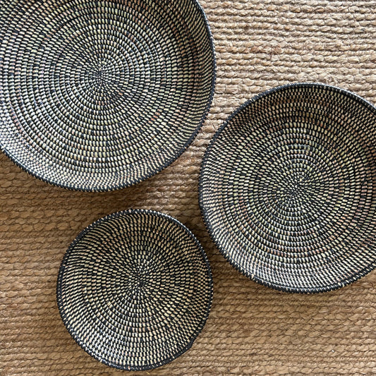 Bread basket / serving tray. Solid color, three sizes. Fair Trade, Senegal.