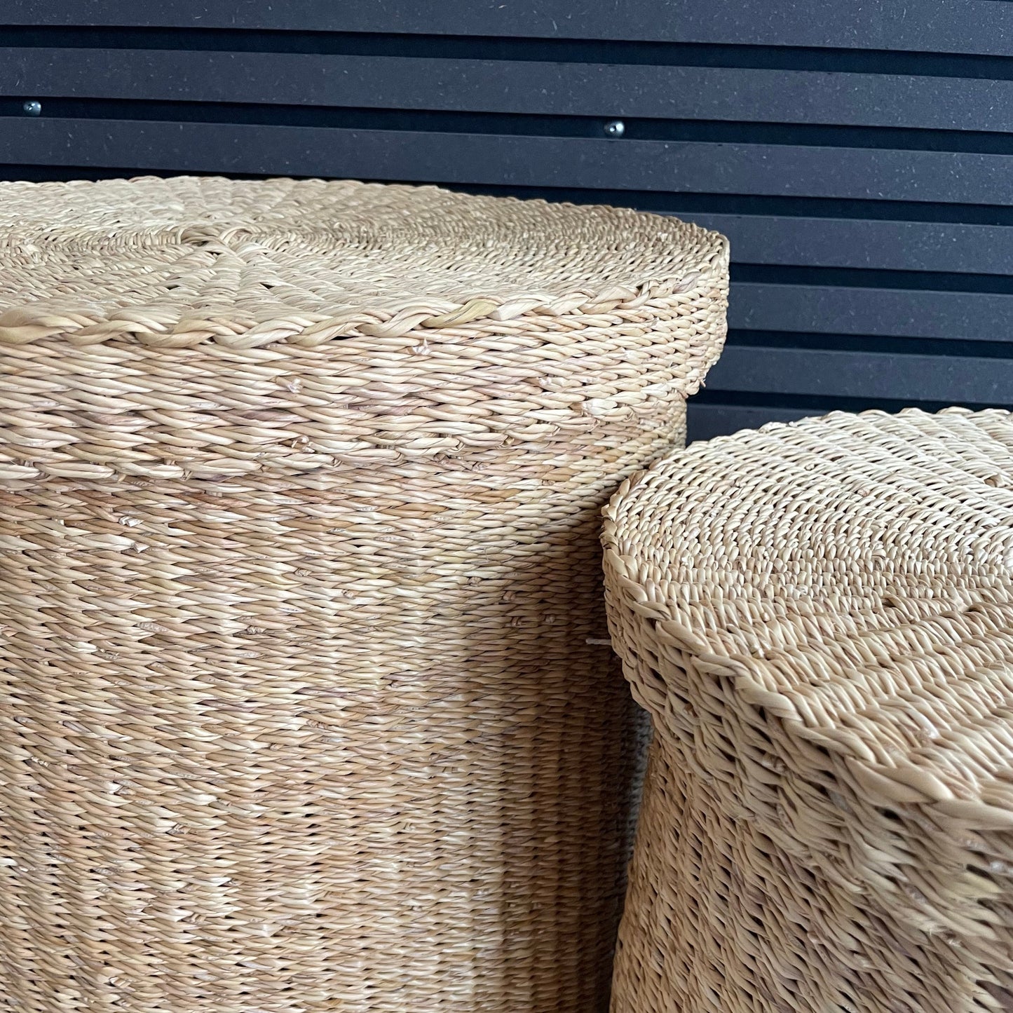 Laundry basket in woven elephant grass in three sizes. Handmade and Fair Trade from Ghana