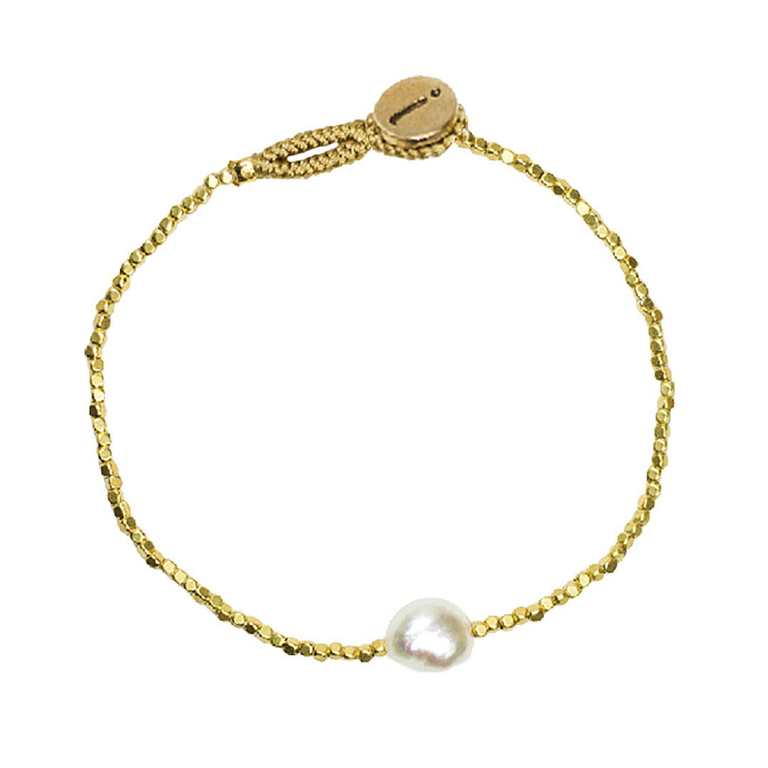 Bracelet with saltwater pearl