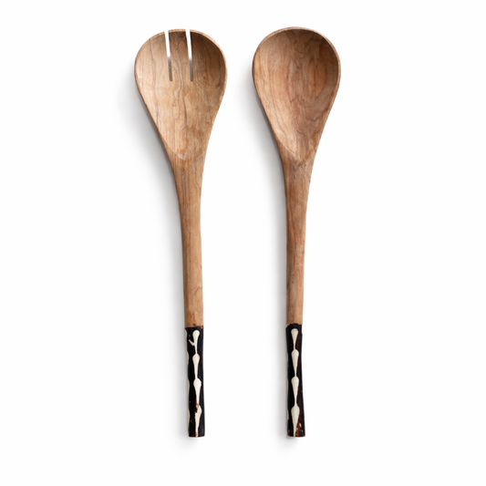 Salad servers