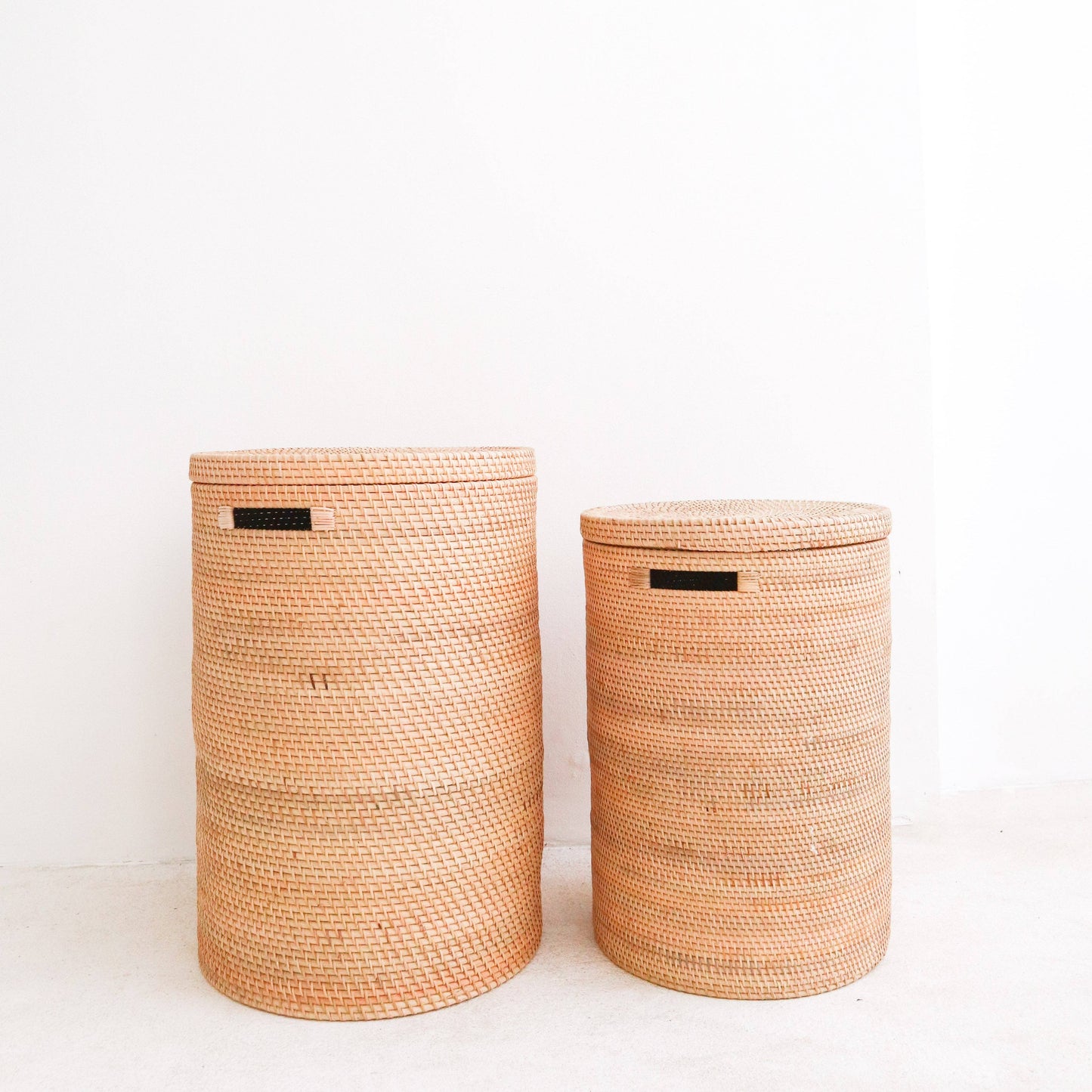 Laundry basket with lid, medium