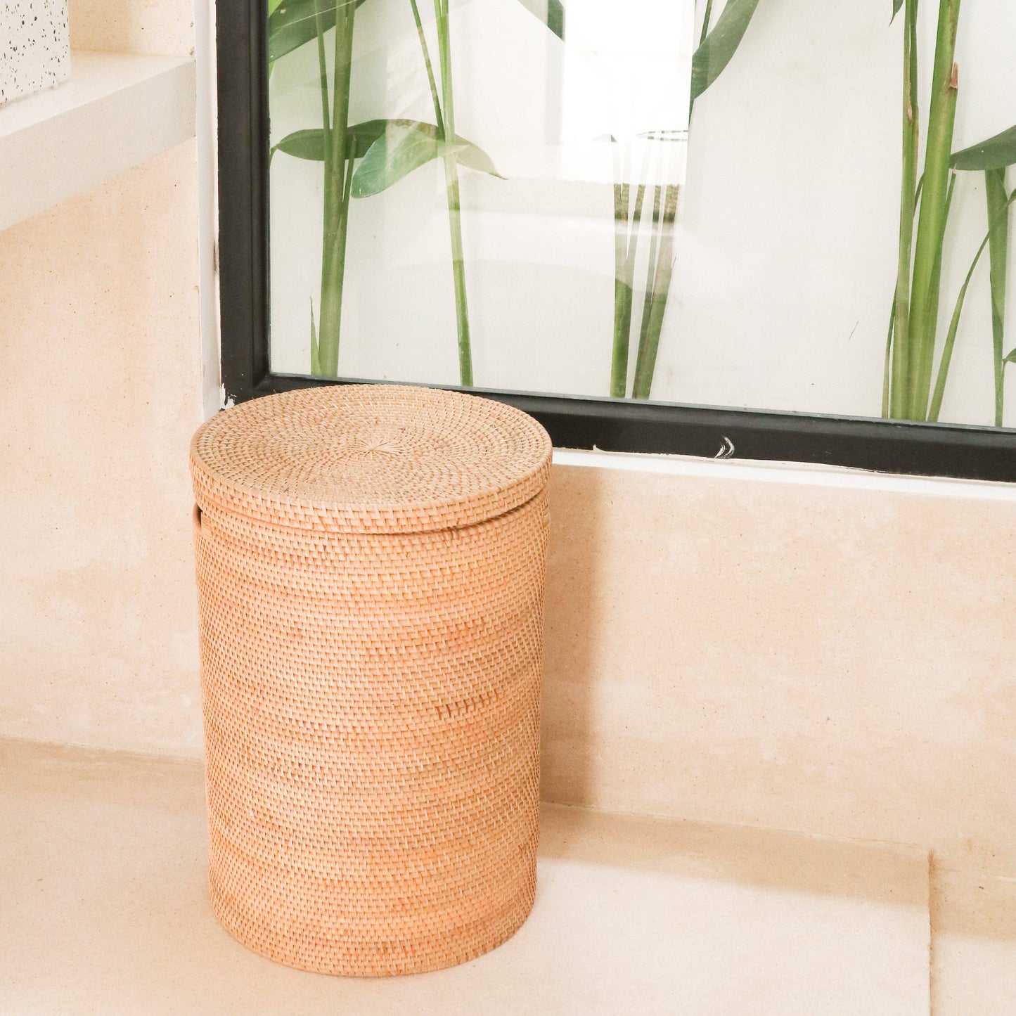 Laundry basket with lid, medium