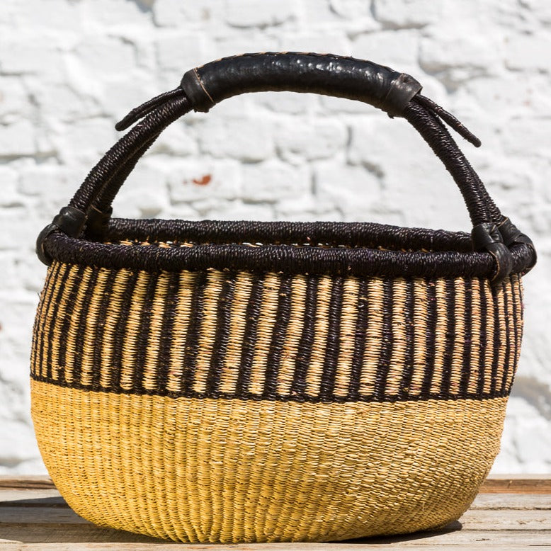 Bolga basket, three sizes. Handwoven in sea grass. Nature and black. Fair Trade and from Ghana